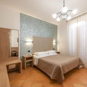 Camera con letto queen size
